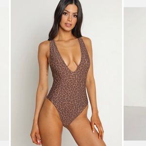 New Acacia One Piece Swimsuit Swimwear Monokini Leopard Nova Sahara Medium